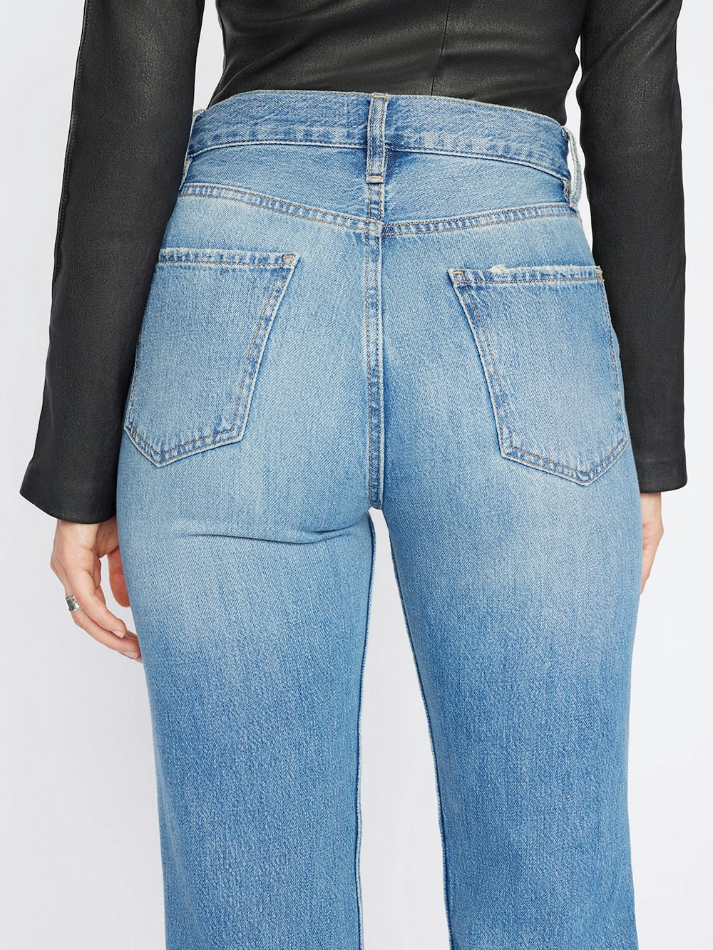 jeans back detail view alt:fit2